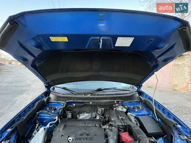 Мицубиси Outlander Sport 2018 в Виннице на Automoto.ua Синий Мицубиси Outlander Sport, объемом двигателя 2 л и пробегом 280 тыс. км за 12900 $, фото 9 на Automoto.ua