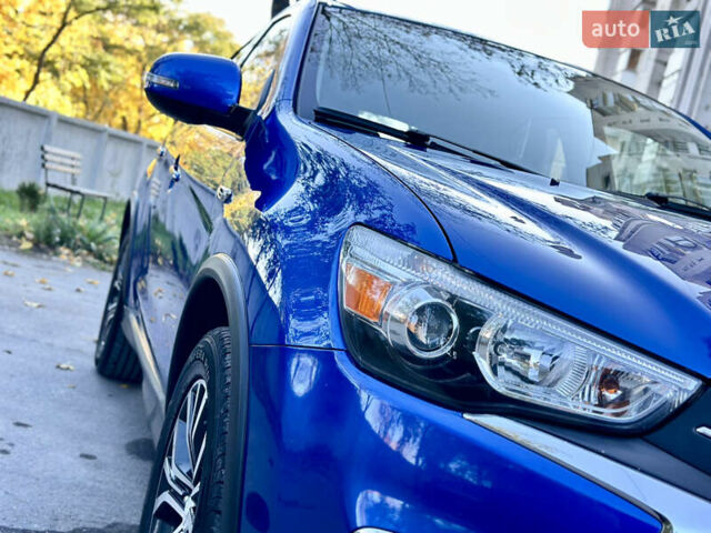 Синий Мицубиси Outlander Sport, объемом двигателя 2.4 л и пробегом 172 тыс. км за 14200 $, фото 12 на Automoto.ua