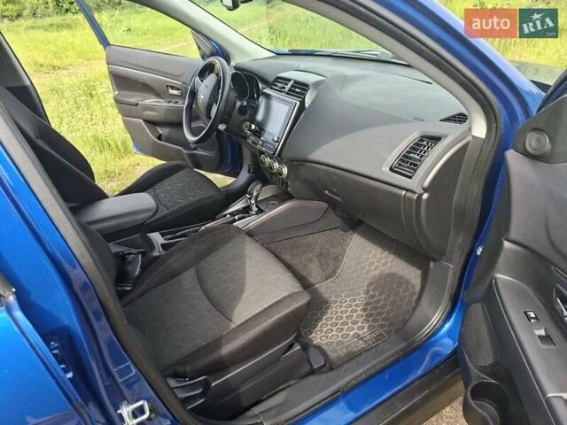 Синий Мицубиси Outlander Sport, объемом двигателя 2 л и пробегом 137 тыс. км за 17300 $, фото 17 на Automoto.ua