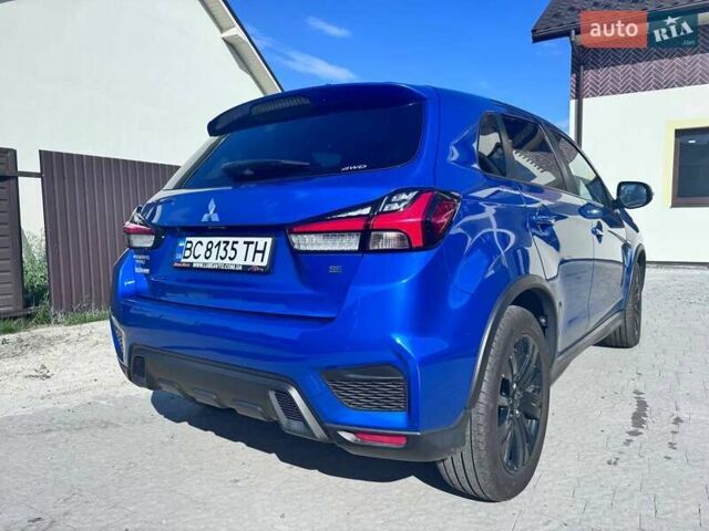 Синий Мицубиси Outlander Sport, объемом двигателя 2 л и пробегом 57 тыс. км за 21000 $, фото 4 на Automoto.ua