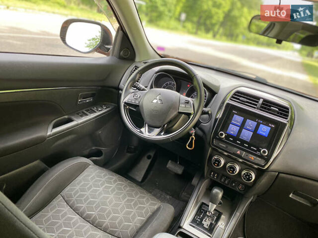 Оранжевый Мицубиси Outlander Sport, объемом двигателя 2.4 л и пробегом 93 тыс. км за 16700 $, фото 17 на Automoto.ua