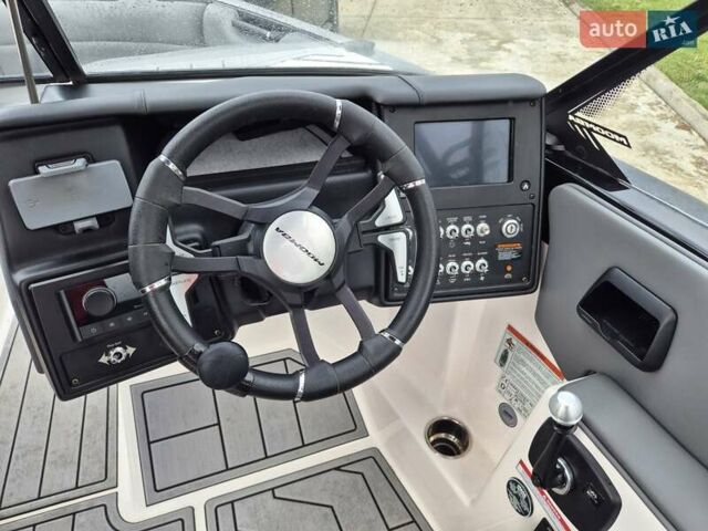Фиолетовый Мумба МАКС, объемом двигателя 6.2 л и пробегом 1 тыс. км за 145000 $, фото 12 на Automoto.ua
