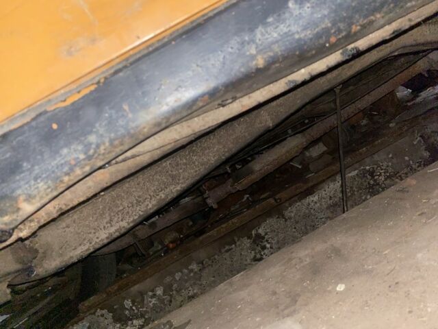 Бежевий Москвич / АЗЛК 2125, об'ємом двигуна 1.5 л та пробігом 546 тис. км за 350 $, фото 6 на Automoto.ua