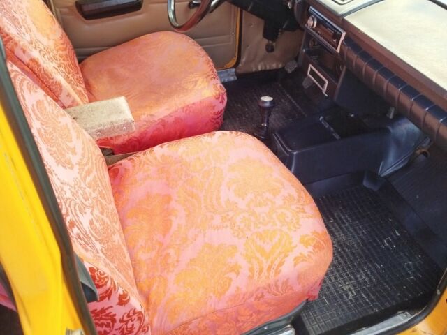 Желтый Москвич / АЗЛК 2125, объемом двигателя 0 л и пробегом 24 тыс. км за 829 $, фото 3 на Automoto.ua