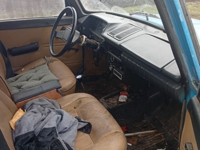 Синий Москвич / АЗЛК 2125, объемом двигателя 1 л и пробегом 160 тыс. км за 296 $, фото 3 на Automoto.ua