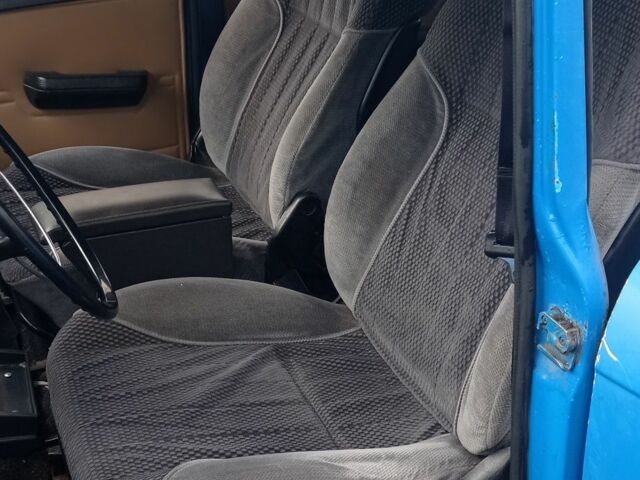 Синий Москвич / АЗЛК 2125, объемом двигателя 1.5 л и пробегом 59 тыс. км за 473 $, фото 13 на Automoto.ua