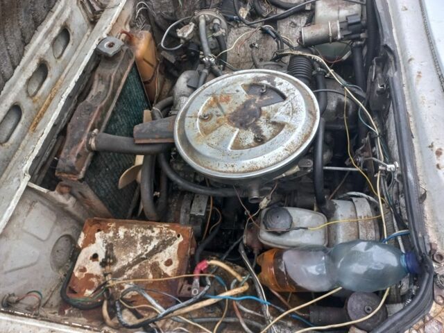 Білий Москвич / АЗЛК 21251, об'ємом двигуна 1.5 л та пробігом 100 тис. км за 356 $, фото 7 на Automoto.ua