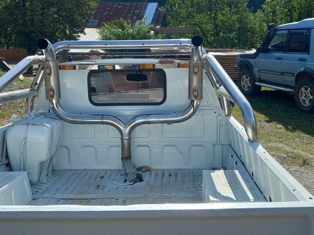 Білий Москвич / АЗЛК 2137, об'ємом двигуна 1 л та пробігом 150 тис. км за 1750 $, фото 6 на Automoto.ua