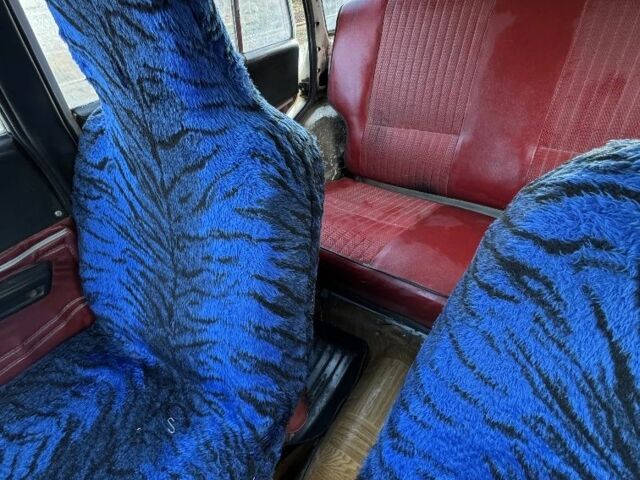 Белый Москвич / АЗЛК 2137, объемом двигателя 0 л и пробегом 300 тыс. км за 500 $, фото 9 на Automoto.ua