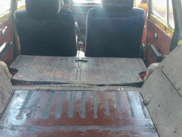 Жовтий Москвич / АЗЛК 2137, об'ємом двигуна 1.7 л та пробігом 70 тис. км за 479 $, фото 4 на Automoto.ua