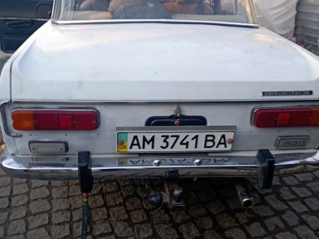 Белый Москвич / АЗЛК 2140, объемом двигателя 0 л и пробегом 102 тыс. км за 450 $, фото 3 на Automoto.ua