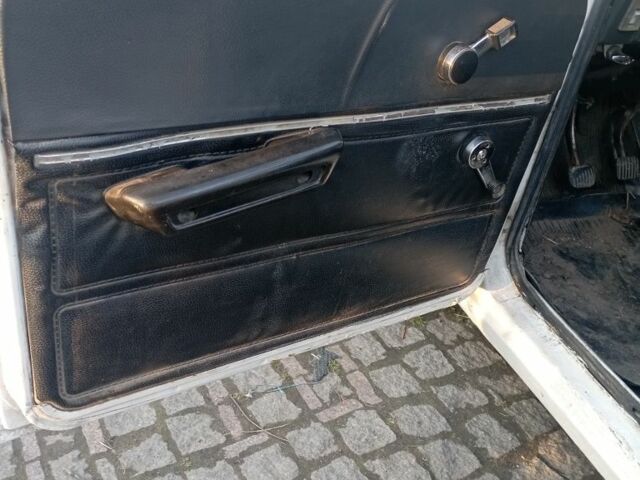 Белый Москвич / АЗЛК 2140, объемом двигателя 0 л и пробегом 102 тыс. км за 450 $, фото 2 на Automoto.ua