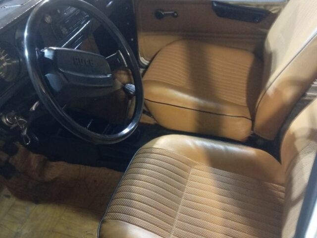 Москвич / АЗЛК 2140 1981 в Шепетовке на Automoto.ua Белый Москвич / АЗЛК 2140, объемом двигателя 1.5 л и пробегом 1 тыс. км за 550 $, фото 2 на Automoto.ua