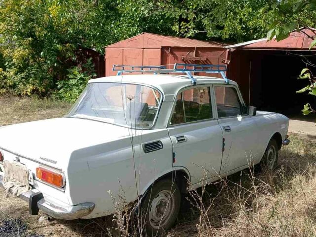 Белый Москвич / АЗЛК 2140, объемом двигателя 0 л и пробегом 550 тыс. км за 292 $, фото 2 на Automoto.ua