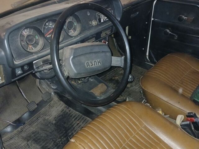 Белый Москвич / АЗЛК 2140, объемом двигателя 1.5 л и пробегом 40 тыс. км за 476 $, фото 3 на Automoto.ua