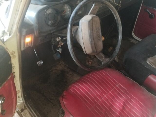 Белый Москвич / АЗЛК 2140, объемом двигателя 0 л и пробегом 500 тыс. км за 357 $, фото 4 на Automoto.ua