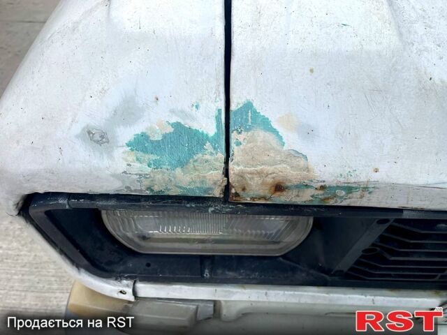 Білий Москвич / АЗЛК 2140, об'ємом двигуна 1.5 л та пробігом 280 тис. км за 700 $, фото 1 на Automoto.ua