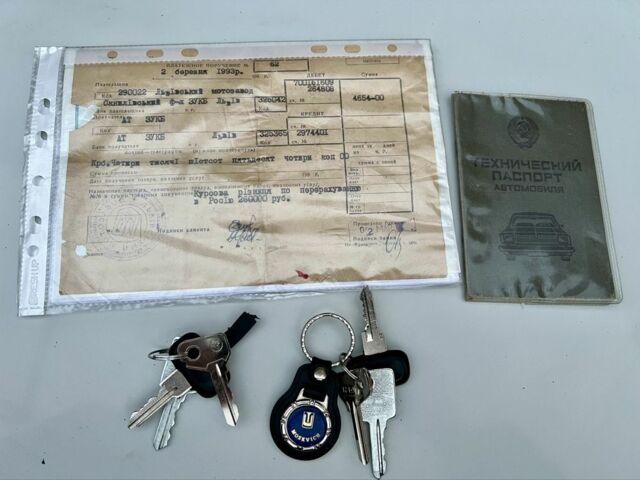 Москвич / АЗЛК 2140 1982 в Львове на Automoto.ua Белый Москвич / АЗЛК 2140, объемом двигателя 1.5 л и пробегом 47 тыс. км за 333 $, фото 15 на Automoto.ua