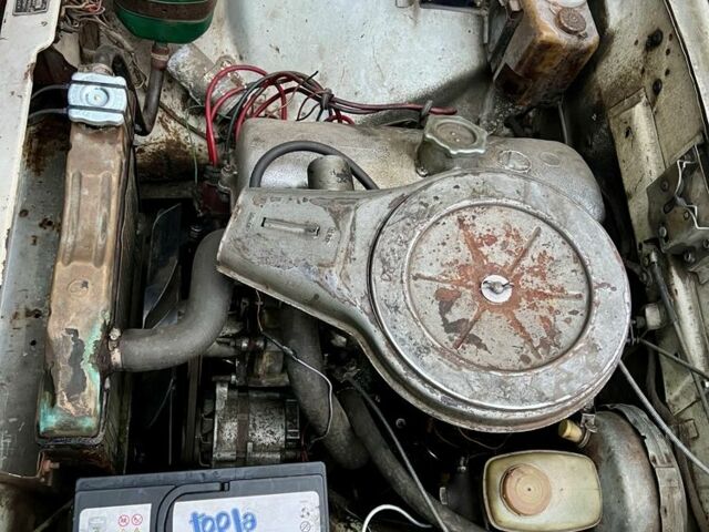 Москвич / АЗЛК 2140 1982 в Львове на Automoto.ua Белый Москвич / АЗЛК 2140, объемом двигателя 1.5 л и пробегом 47 тыс. км за 333 $, фото 12 на Automoto.ua