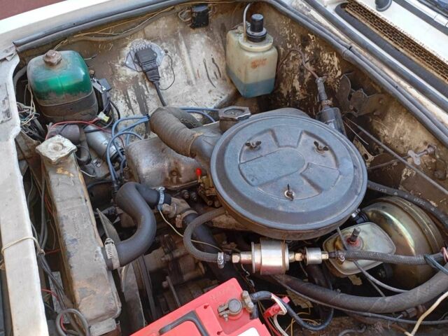 Белый Москвич / АЗЛК 2140, объемом двигателя 1.5 л и пробегом 140 тыс. км за 479 $, фото 10 на Automoto.ua