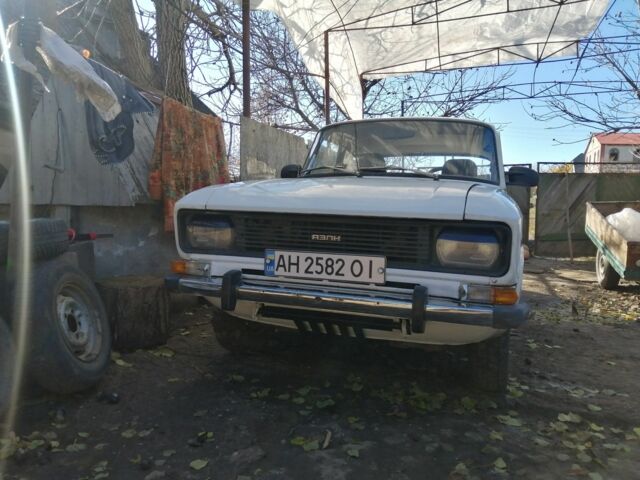 Білий Москвич / АЗЛК 2140, об'ємом двигуна 1.5 л та пробігом 15 тис. км за 182 $, фото 1 на Automoto.ua