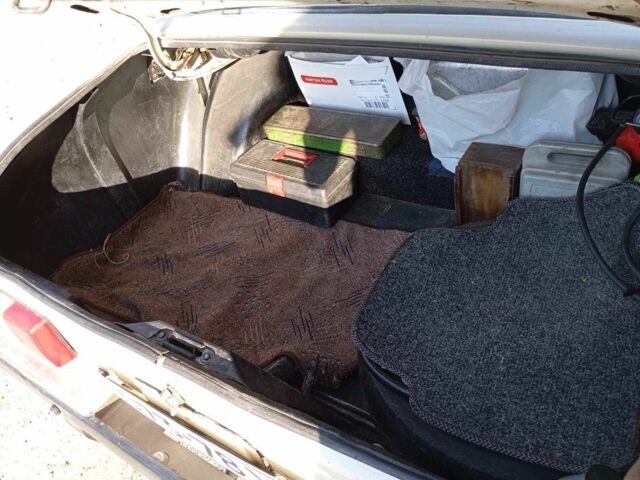 Белый Москвич / АЗЛК 2140, объемом двигателя 1.5 л и пробегом 140 тыс. км за 479 $, фото 12 на Automoto.ua