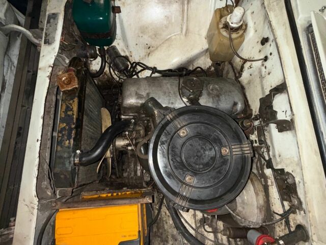 Белый Москвич / АЗЛК 2140, объемом двигателя 1.5 л и пробегом 26 тыс. км за 477 $, фото 9 на Automoto.ua