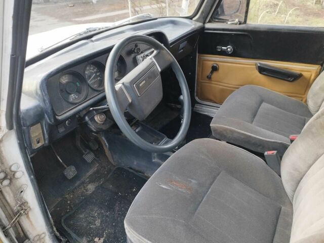 Белый Москвич / АЗЛК 2140, объемом двигателя 0 л и пробегом 500 тыс. км за 800 $, фото 3 на Automoto.ua