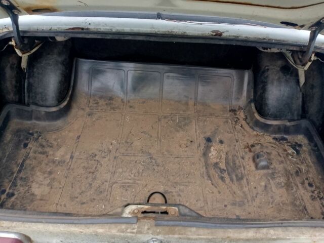 Белый Москвич / АЗЛК 2140, объемом двигателя 1 л и пробегом 27 тыс. км за 308 $, фото 4 на Automoto.ua