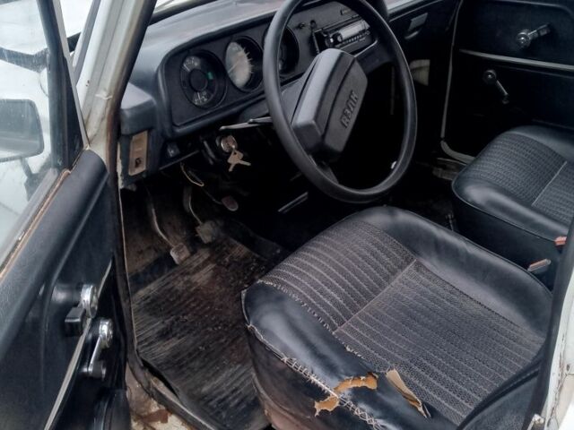 Белый Москвич / АЗЛК 2140, объемом двигателя 1 л и пробегом 27 тыс. км за 308 $, фото 3 на Automoto.ua