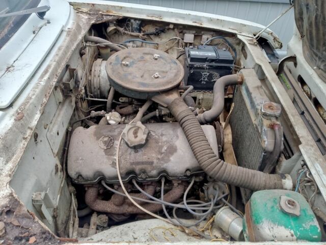 Белый Москвич / АЗЛК 2140, объемом двигателя 1 л и пробегом 27 тыс. км за 308 $, фото 5 на Automoto.ua