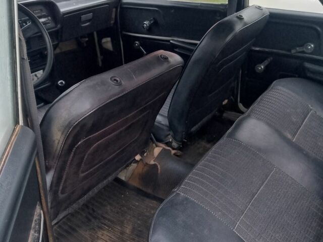 Белый Москвич / АЗЛК 2140, объемом двигателя 1 л и пробегом 27 тыс. км за 308 $, фото 2 на Automoto.ua