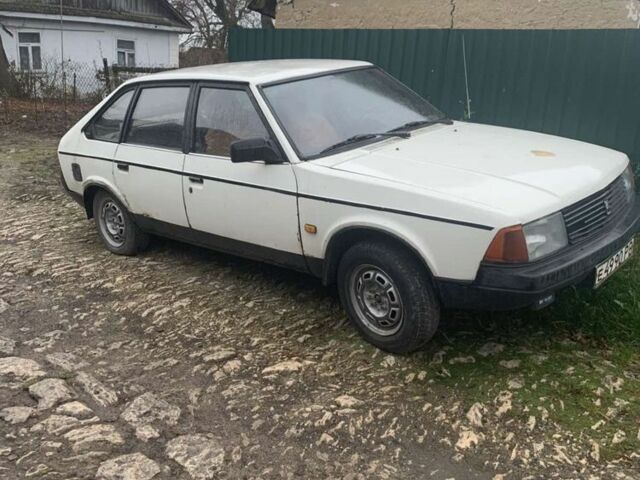 Белый Москвич / АЗЛК 2140, объемом двигателя 10 л и пробегом 111 тыс. км за 500 $, фото 1 на Automoto.ua