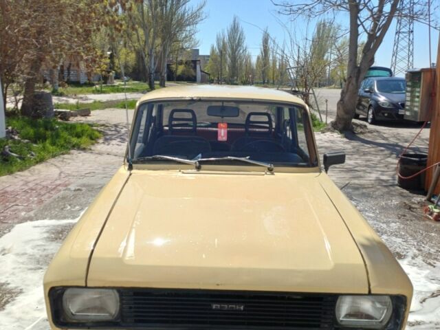 Бежевый Москвич / АЗЛК 2140, объемом двигателя 1 л и пробегом 100 тыс. км за 386 $, фото 1 на Automoto.ua