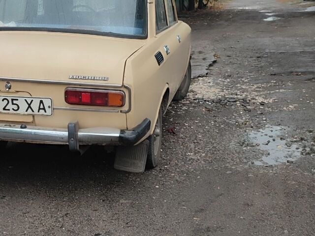 Бежевий Москвич / АЗЛК 2140, об'ємом двигуна 2.45 л та пробігом 1 тис. км за 718 $, фото 3 на Automoto.ua