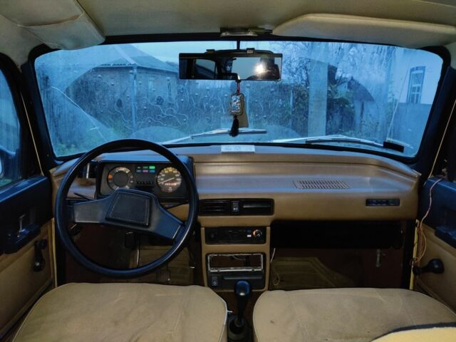 Бежевый Москвич / АЗЛК 2140, объемом двигателя 1.5 л и пробегом 224 тыс. км за 214 $, фото 4 на Automoto.ua