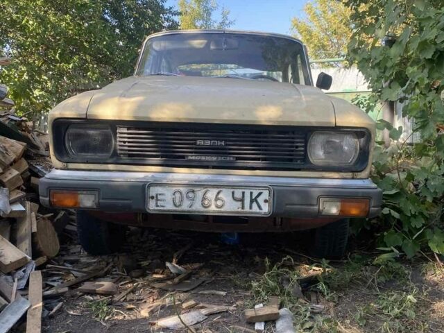 Бежевый Москвич / АЗЛК 2140, объемом двигателя 1.5 л и пробегом 300 тыс. км за 219 $, фото 2 на Automoto.ua