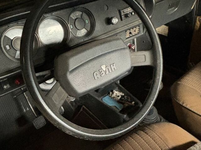 Москвич / АЗЛК 2140 1986 в Харькове на Automoto.ua Бежевый Москвич / АЗЛК 2140, объемом двигателя 0 л и пробегом 3 тыс. км за 300 $, фото 4 на Automoto.ua