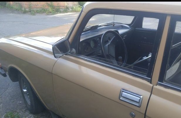 Коричневый Москвич / АЗЛК 2140, объемом двигателя 1.48 л и пробегом 100 тыс. км за 900 $, фото 4 на Automoto.ua