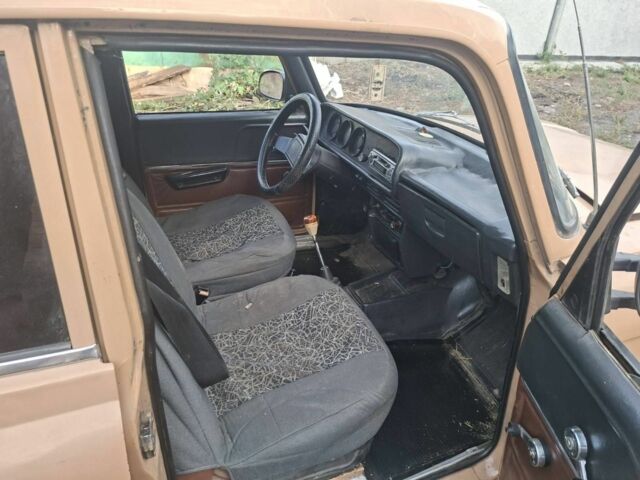 Москвич / АЗЛК 2140 1988 в Марганце на Automoto.ua Коричневый Москвич / АЗЛК 2140, объемом двигателя 0 л и пробегом 158 тыс. км за 292 $, фото 5 на Automoto.ua