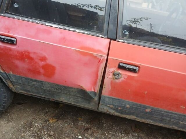 Красный Москвич / АЗЛК 2140, объемом двигателя 2 л и пробегом 1000 тыс. км за 345 $, фото 3 на Automoto.ua