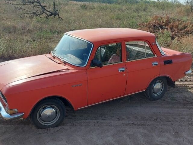 Москвич / АЗЛК 2140 1976 в Каменское - Днепродзержинск на Automoto.ua Красный Москвич / АЗЛК 2140, объемом двигателя 0 л и пробегом 32 тыс. км за 523 $, фото 5 на Automoto.ua
