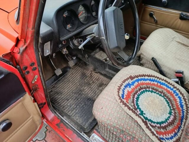 Красный Москвич / АЗЛК 2140, объемом двигателя 0 л и пробегом 78 тыс. км за 800 $, фото 2 на Automoto.ua