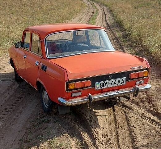 Москвич / АЗЛК 2140 1976 в Каменское - Днепродзержинск на Automoto.ua Красный Москвич / АЗЛК 2140, объемом двигателя 0 л и пробегом 32 тыс. км за 523 $, фото 1 на Automoto.ua