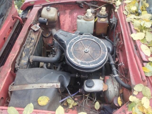 Москвич / АЗЛК 2140 1981 в Ромнах на Automoto.ua Красный Москвич / АЗЛК 2140, объемом двигателя 0 л и пробегом 98 тыс. км за 300 $, фото 5 на Automoto.ua