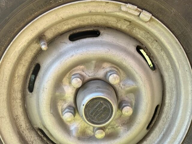 Москвич / АЗЛК 2140 1985 в Белой Церкве на Automoto.ua Красный Москвич / АЗЛК 2140, объемом двигателя 1.5 л и пробегом 239 тыс. км за 700 $, фото 8 на Automoto.ua