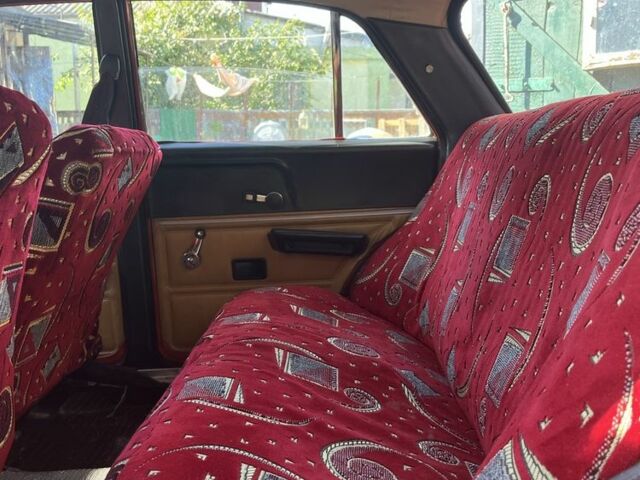 Москвич / АЗЛК 2140 1985 в Белой Церкве на Automoto.ua Красный Москвич / АЗЛК 2140, объемом двигателя 1.5 л и пробегом 239 тыс. км за 700 $, фото 13 на Automoto.ua