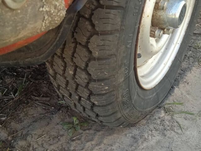 Красный Москвич / АЗЛК 2140, объемом двигателя 1 л и пробегом 2 тыс. км за 250 $, фото 3 на Automoto.ua