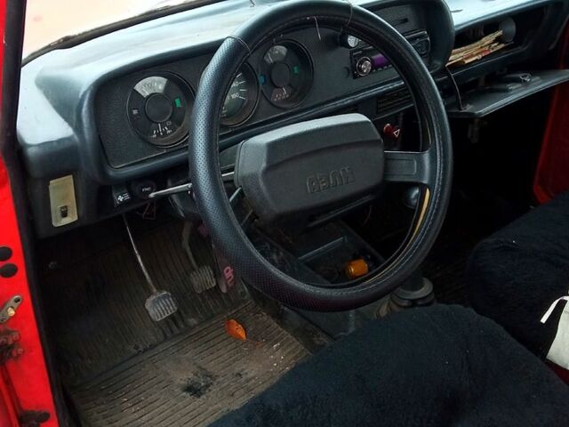 Москвич / АЗЛК 2140, объемом двигателя 1.5 л и пробегом 154 тыс. км за 380 $, фото 4 на Automoto.ua