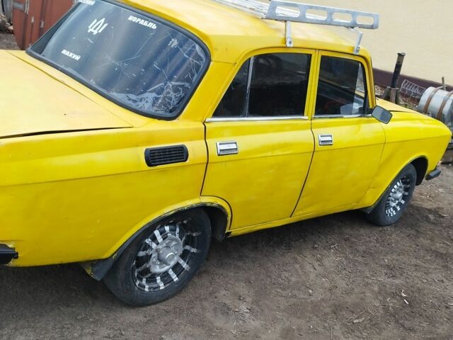 Желтый Москвич / АЗЛК 2140, объемом двигателя 0 л и пробегом 100 тыс. км за 483 $, фото 2 на Automoto.ua